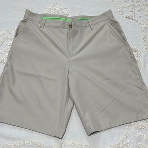 Men’s Izod Dryfit Goof Shorts, Size 34 Khaki